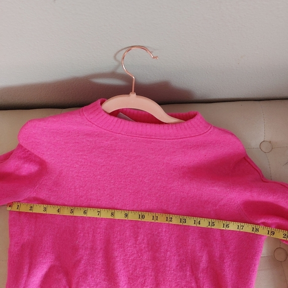 ATHLETA Crew Neck Pullover Hot Pink Extra Fine Merino Wool Soft Sweater - Picture 6 of 7